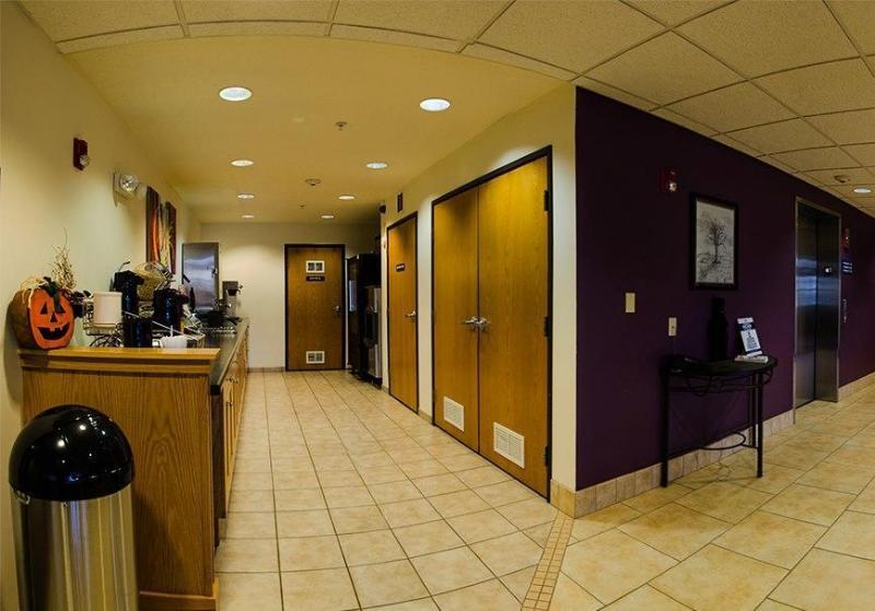 Microtel Inn & Suites Tomah Extérieur photo